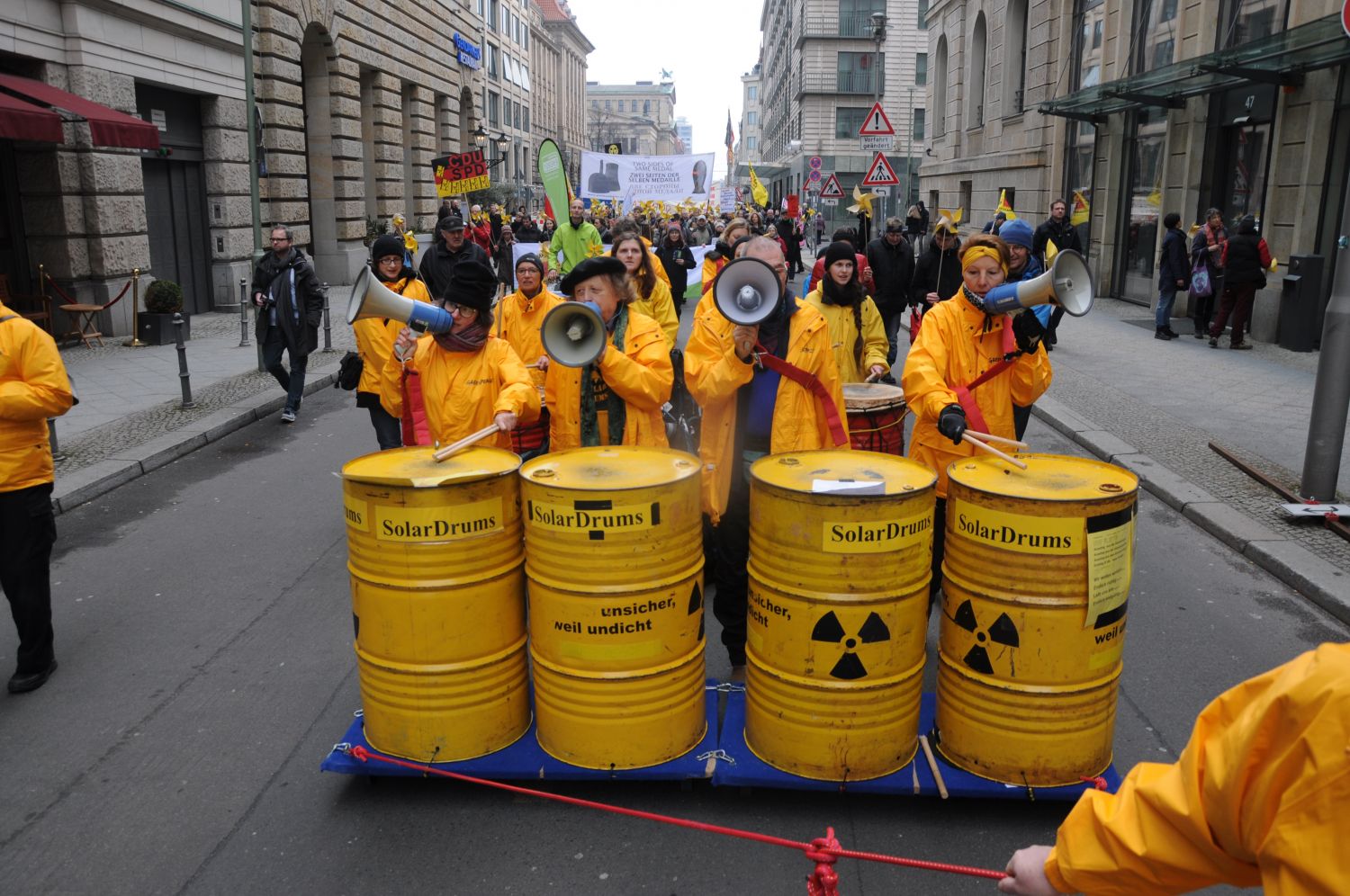 Atomkraftgegner demonstrieren